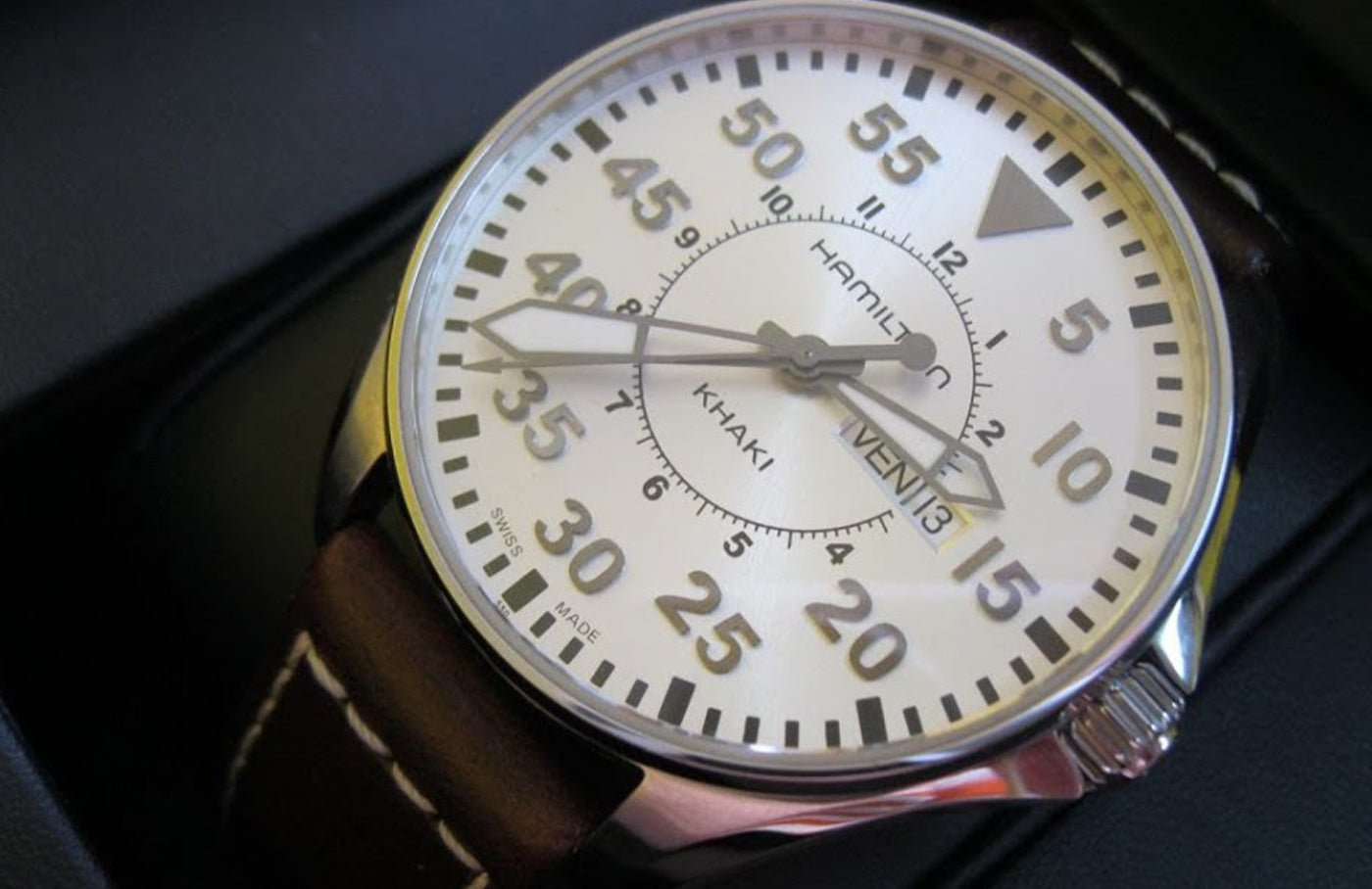 Hamilton Khaki Pilot Quartz H64611555 Mens Watch: An feel of a Classic Aviator